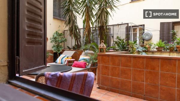 Habitación en piso compartido en alquiler en Universidad, Madrid