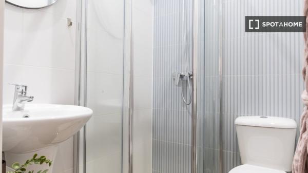 Habitación en piso compartido en alquiler en Universidad, Madrid