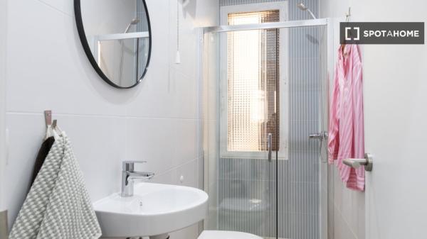 Zimmer in einer Wohngemeinschaft in Universidad, Madrid zu vermieten