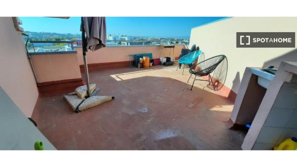 Chambre en colocation à louer à La Malva-Rosa, Valence.