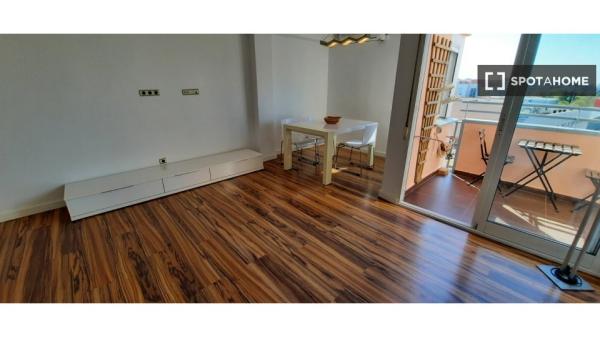 Chambre en colocation à louer à La Malva-Rosa, Valence.