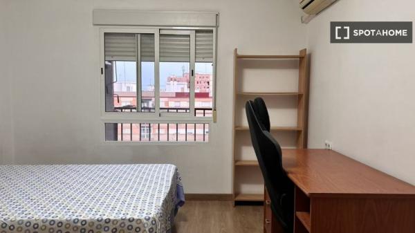 Habitación en piso compartido en valència