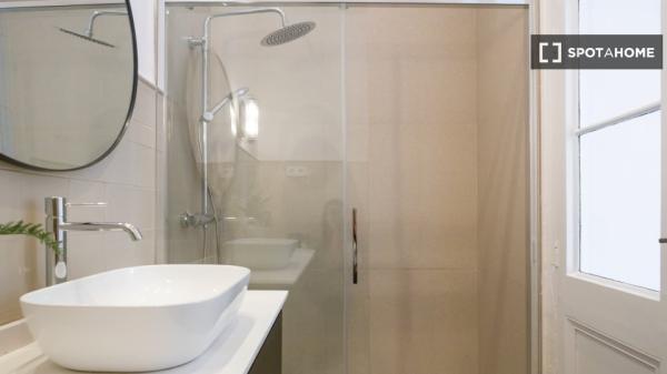 Habitación en piso de 15 habitaciones, Camp d'en Grassot i Gracia Nova