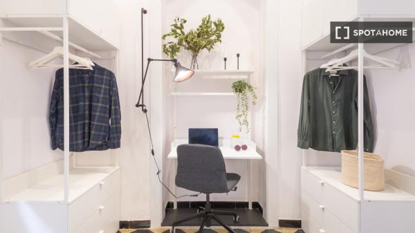 Habitación en piso de 15 habitaciones, Camp d'en Grassot i Gracia Nova