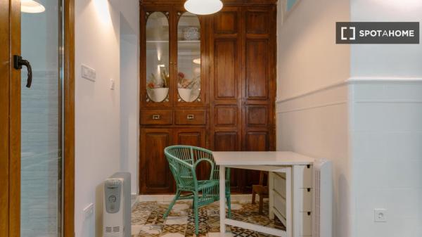 Estudio en alquiler en Cabanyal-Canyamelar, Valencia