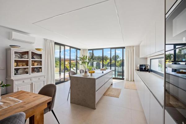 Casa independiente en calle San Marino, 39