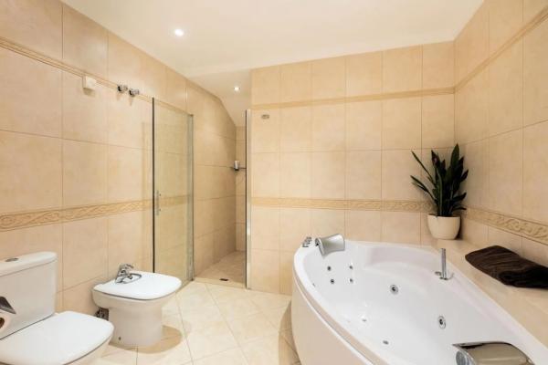 Casa independiente en calle Vall de Ceta