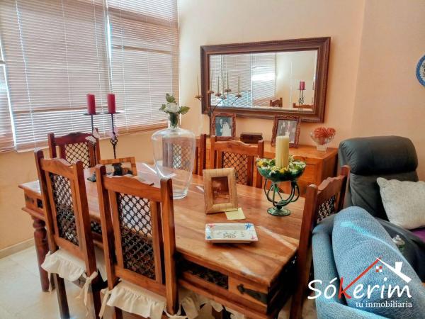 Chalet pareado en calle Santa Lucía