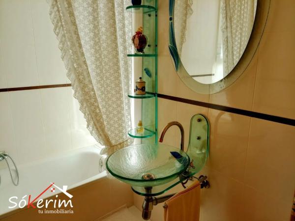 Chalet pareado en calle Santa Lucía