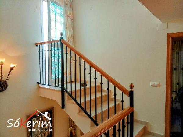 Chalet pareado en calle Santa Lucía