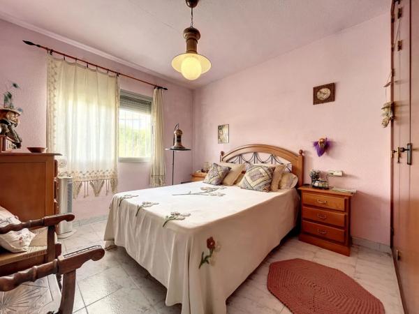 Chalet pareado en calle Oslo