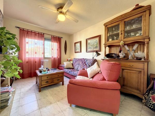 Chalet pareado en calle Oslo