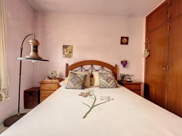 Chalet pareado en calle Oslo