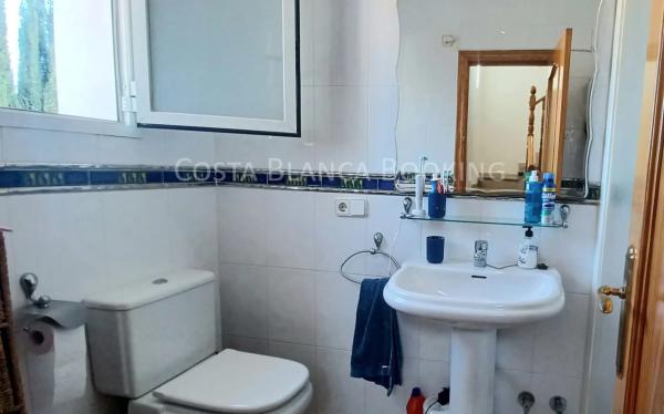 Casa independiente en calle Capellá