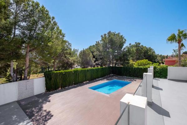 Casa independiente en avenida de Coloma, 48