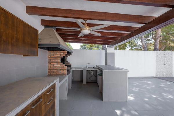 Casa independiente en avenida de Coloma, 48