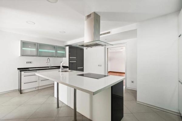 Casa independiente en avenida de Coloma, 48