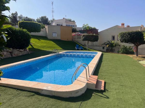 Chalet adosado en calle Tramuntana