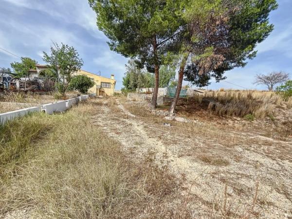 Chalet adosado en Lg Diseminados