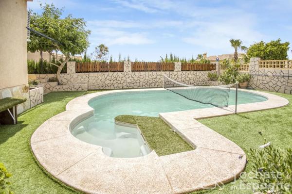 Casa independiente en calle Llevant