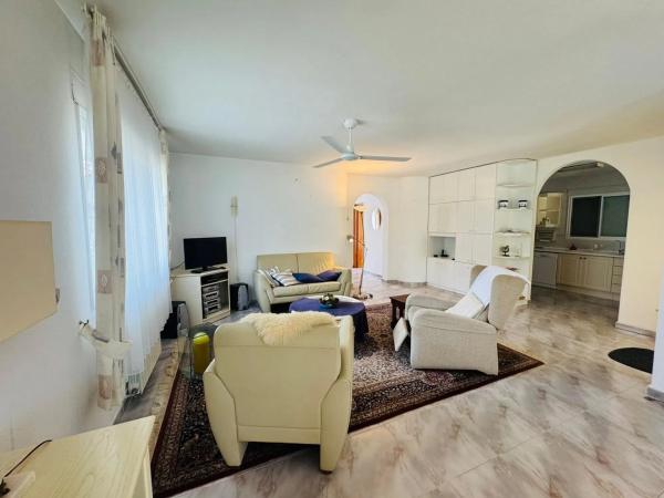 Casa independiente en calle Pagell s/n