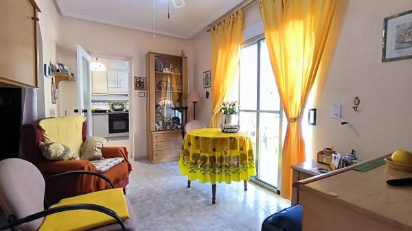 Casa independiente en avenida de Coloma