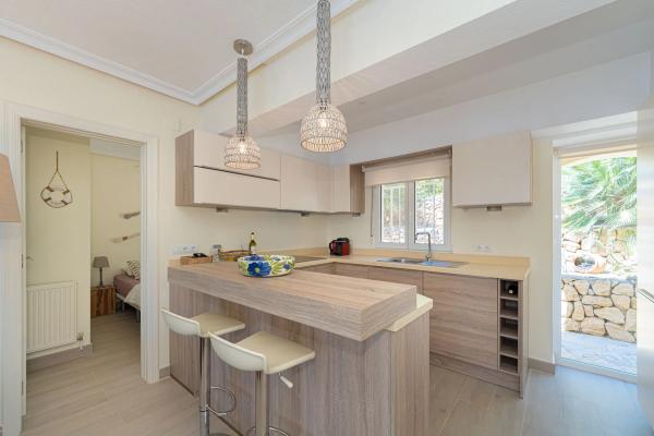 Casa independiente en calle Mar de Kara, 23