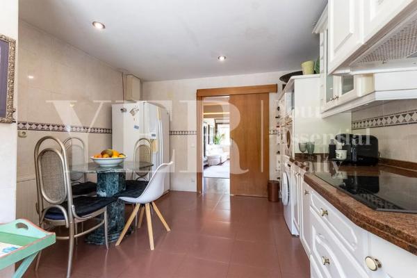 Casa independiente en Urbanizacion Coblanca