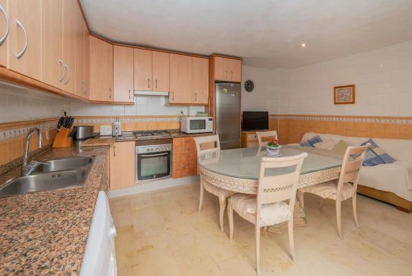 Chalet adosado en calle la Fonteta