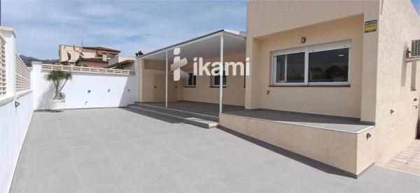 Chalet en calle Amsterdam