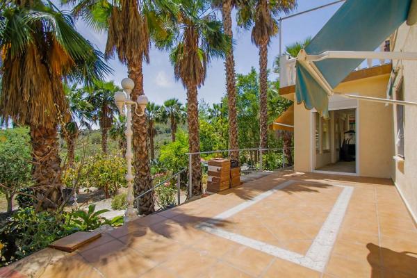 Casa independiente en Partida Captivador