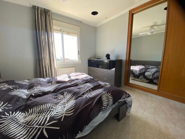 Casa independiente en calle Estocolmo