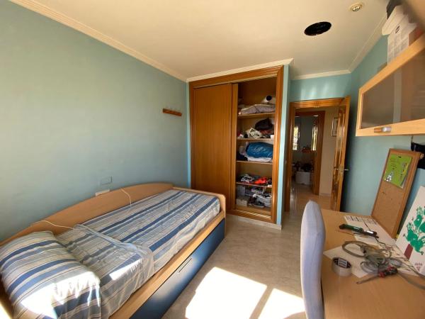 Casa independiente en calle Estocolmo