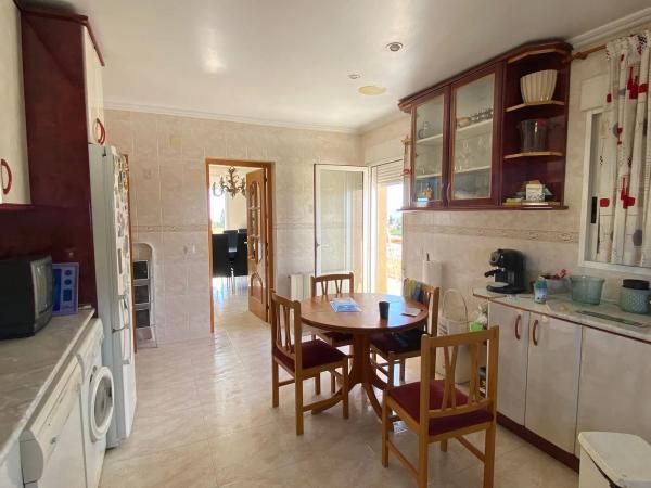 Casa independiente en calle Estocolmo