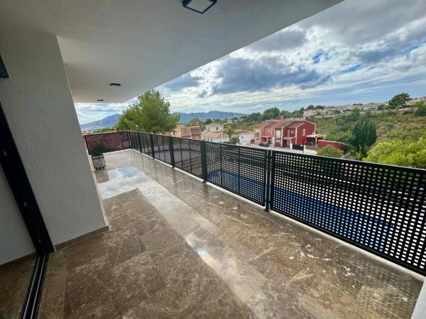 Casa independiente en calle Carrascar de Parcent, 17