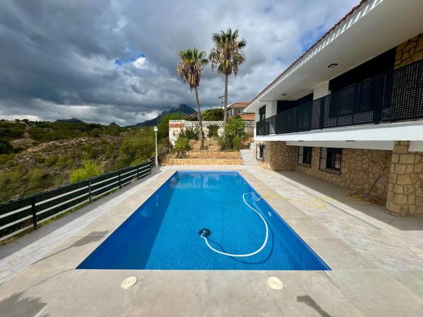 Casa independiente en calle Carrascar de Parcent, 17