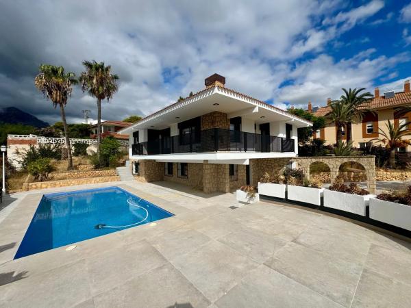 Casa independiente en calle Carrascar de Parcent, 17