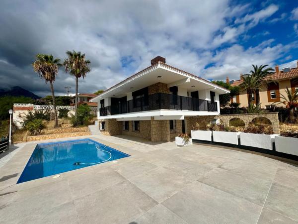 Casa independiente en calle Carrascar de Parcent, 17