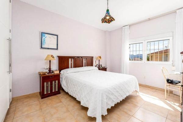 Casa independiente en calle Fernando Botero