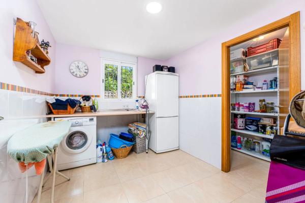 Casa independiente en calle Fernando Botero