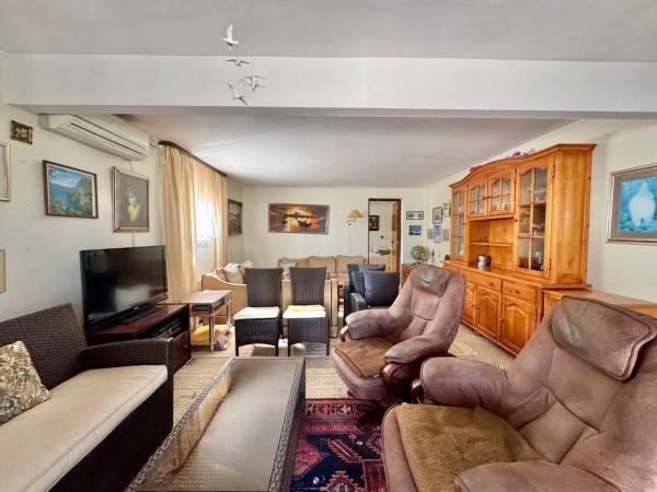 Casa independiente en camino de la Monja