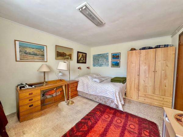 Casa independiente en camino de la Monja