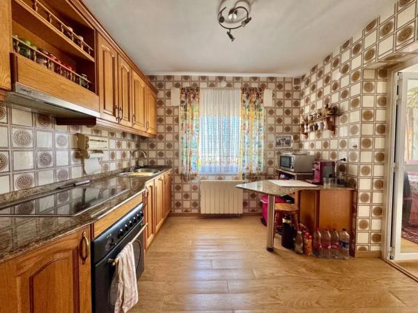 Casa independiente en camino de la Monja