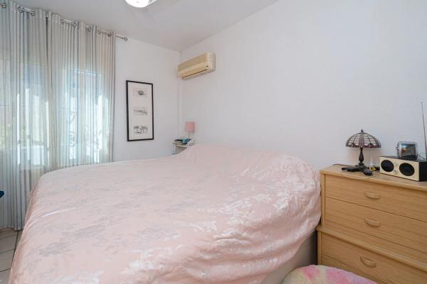 Casa independiente en calle Helsinki, 17