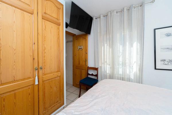 Casa independiente en calle Helsinki, 17