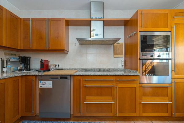 Casa independiente en calle Helsinki, 17