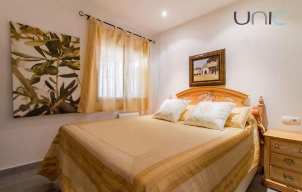 Casa independiente en avenida de Coloma