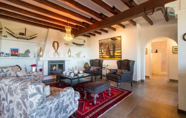 Casa independiente en avenida de Coloma