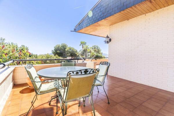 Casa independiente en Urbanizacion Caravana