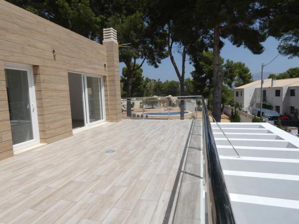 Casa independiente en avenida de Coloma